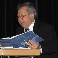 Dr. Latif Celik liest aus seinem Buch „Türkische Spuren in Deutschland“