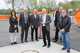 Beim Rundgang über das Betriebsgelände