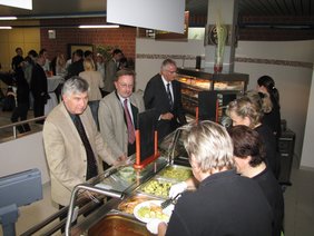 Das Essen schmeckt vorzüglich