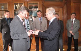 Hermann Keller und Oberbürgermeister Dr. Holzinger