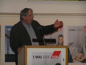 Traditionelle Maikundgebung Werner Gloning, Regionsvorsitzender des DGB