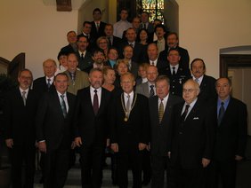 Die Unterzeichner der „Erklärung der Freundschaft und Zusammenarbeit für die in der Europäischen Union (EU) vertretenen Werte“. Foto: Pressestelle Stadt Memmingen