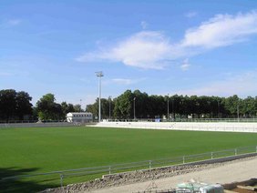 Blick zur Gegengerade