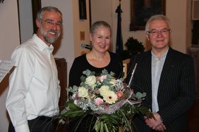 Karl Faller, Sigrun Erber-Faller und Helmut Gunderlach nach dem Festakt in der Rathaushalle
