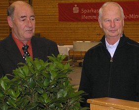 Dieter Degenhart (rechts, FC Memmingen) und Martin Gebhart (links, BSC Memmingen)