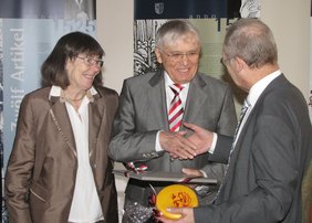 Übergabe Begrüßungsgeschenk