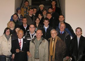 Eine kurze Verschnaufpause in ihrem umfangreichen Besuchsprogramm bot der Besuch im Memminger Rathaus.