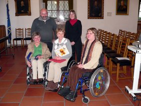Der Vorstand des Behindertenbeirates mit der Referentin.