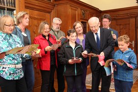 Präsentation des Kinderfestheftchens