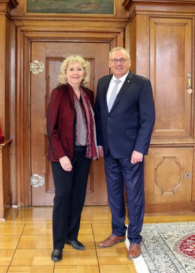 Im Amtszimmer des OB