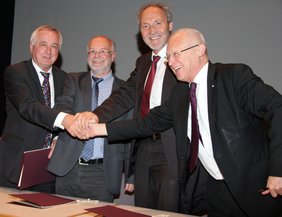 Die Kooperationspartner freuen sich über eine gelungene Vereinbarung
