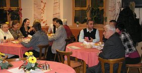 Einige Mitglieder des Ausländerbeirates im Cafe-Club „ANADOLU“
