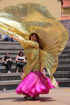 „Raheemah“ bei ihrem Tanz