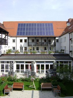 Thermische Solaranlage mit einer Leistung von 80kW auf dem Dach des Bürgerstifts in Memmingen
