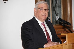 Josef Miller am Rednerpult