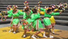 Tänzerinnen des Tanztheaters Orchidee