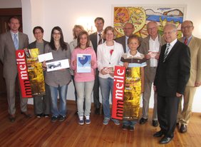 Preisübergabe im Kulturamt