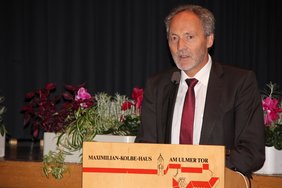 Landrat Hans-Joachim Weirather beim Festakt