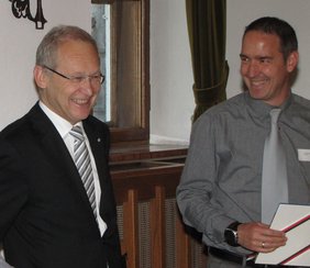 Im Rathaus begrüßt: Dirk Wrenger, Leiter des Arbeitskreises
