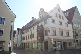 Gebäude Baumstraße 1